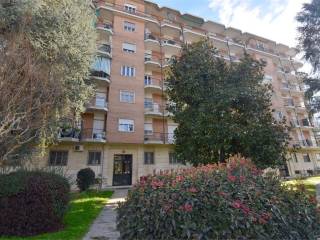Appartamento in vendita a vercelli largo giusti, 11