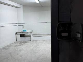 Garage in vendita a lucera viale castello, 12