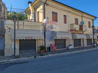 Negozio in vendita a san giovanni teatino c.so marconi, 24