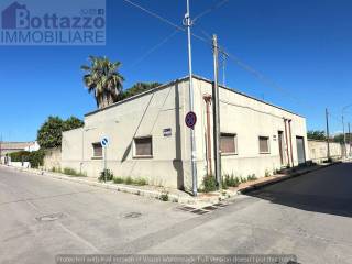 Villa in vendita a lizzano via regina margherita, 14
