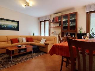 Villa a schiera in vendita a reggio nell'emilia via oddone