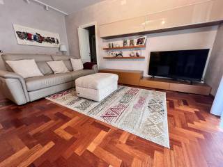 Appartamento in vendita a parma via mantova