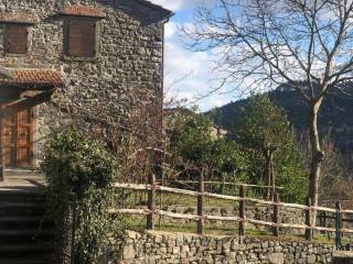 Casa indipendente in vendita a chiusi della verna via della fontana, 6