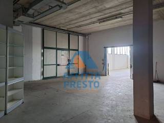 Negozio in affitto a empoli 