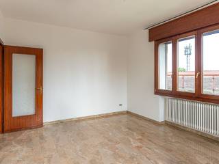 Appartamento in vendita a bassano del grappa via col fagheron, 35