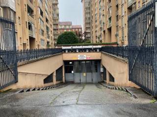 Garage in vendita a torino via sestriere, 31