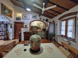 Appartamento in vendita a campiglia marittima via delle lotrine, 11