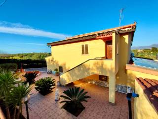 Villa bifamiliare in vendita a balestrate contrada piano di tresca