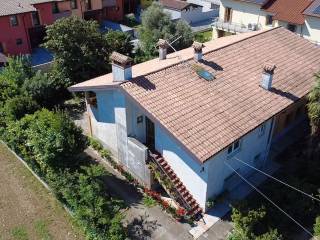 Villa in vendita a cormons via raffaello