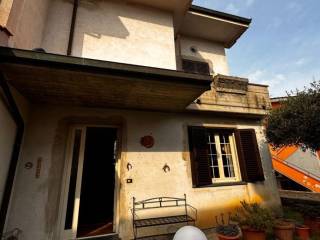 Villa bifamiliare in vendita a monsummano terme via raffaello orlandini
