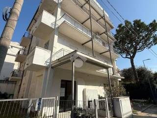 Appartamento in vendita a riccione via alfieri, 26