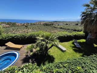 Villa in vendita ad altavilla milicia via aci capraia 1