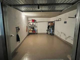 Garage in vendita a torino via anton giulio barrili, 23