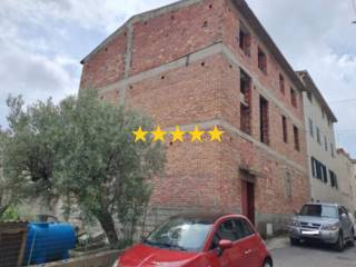 Appartamento all'asta a cotronei vico x fragalà
