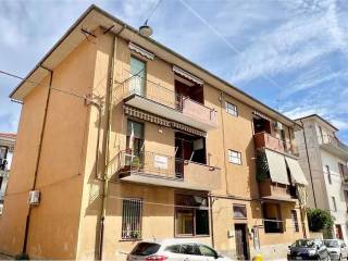 Appartamento in vendita a castrovillari via francesco petrarca, 5
