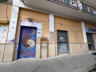 Garage in vendita ad arzano piazza raffaele cimmino, 20