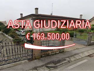 Villa bifamiliare all'asta a casale sul sile via torcelle, 16