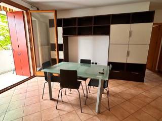 Appartamento in affitto a zero branco 