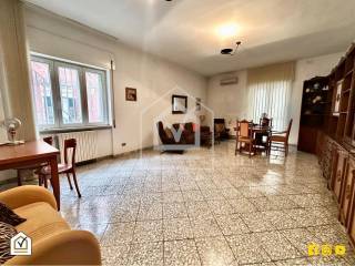 Appartamento in affitto a bari via michele de napoli