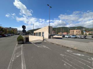 Garage in vendita a sestri levante piazzale della stazione