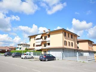 Appartamento in affitto a borghetto lodigiano via togliatti, 72