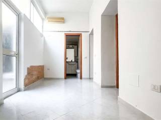 Appartamento in vendita a cagliari via cornalias , 0