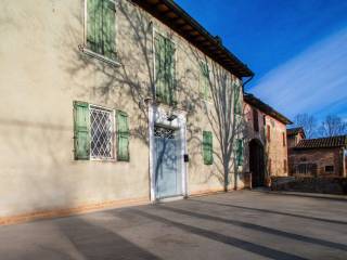 Casa indipendente in vendita a correggio via grazie, 6