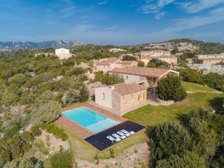 Villa in vendita ad arzachena borgo smeraldo