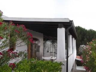 Villa all'asta a lipari via aria morta, quattropani, 98050 lipari me, italia