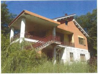 Villa in vendita a forenza strada provinciale 8 del vulture