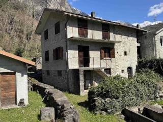 Casa indipendente in vendita a mese via scandolera