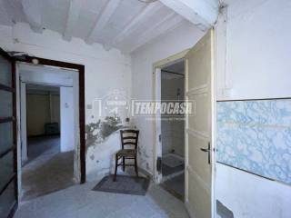 Casa indipendente in vendita a gualtieri piazza felice cavallotti 13