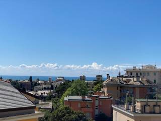 Appartamento in affitto a genova via dodecaneso, 38