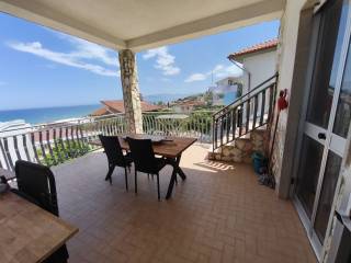 Villa in vendita ad alcamo via scampati, 111