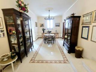 Casa indipendente in vendita a casamarciano via crocifisso