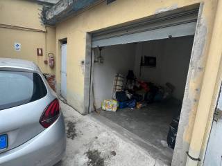 Garage in vendita a torino via monte rosa, 77