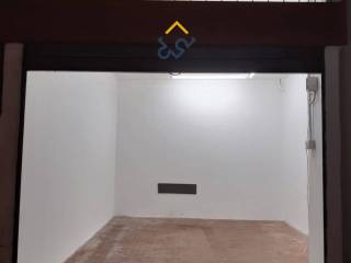 Garage in vendita a san benedetto del tronto via neutro spinozzi, 14