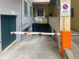 Garage in vendita a salerno largo dogana regia