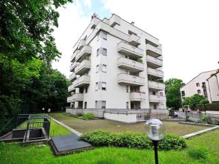 Appartamento in vendita a biassono via santa maria delle selve, 4