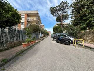 Garage in vendita a napoli viale colli aminei, 461