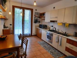 Appartamento in affitto a creazzo viale italia