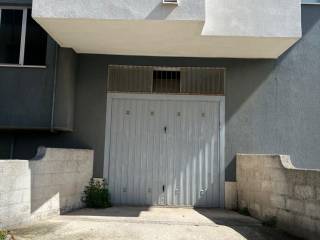 Garage in vendita a montesilvano via taro