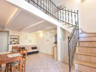 Casa indipendente in vendita a olbia via trieste