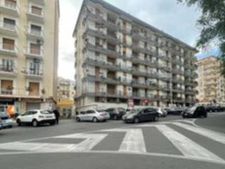 Garage in vendita a catania via matteo renato imbriani, 256