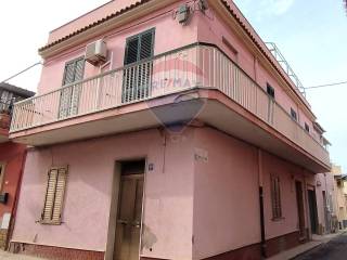 Casa indipendente in vendita a pachino via sebastiano bravato, 20