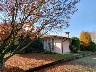 Villa in affitto a prevalle 