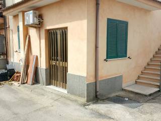 Appartamento in vendita ad albano laziale via dei tulipani