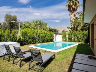 Villa bifamiliare in affitto a palermo viale margherita di savoia
