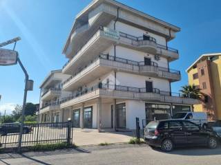 Appartamento in vendita a castellalto via nazionale, 29