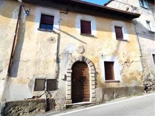 Appartamento all'asta a gozzano via unico, 3